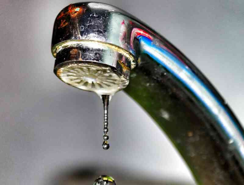 Damlayan Musluklar